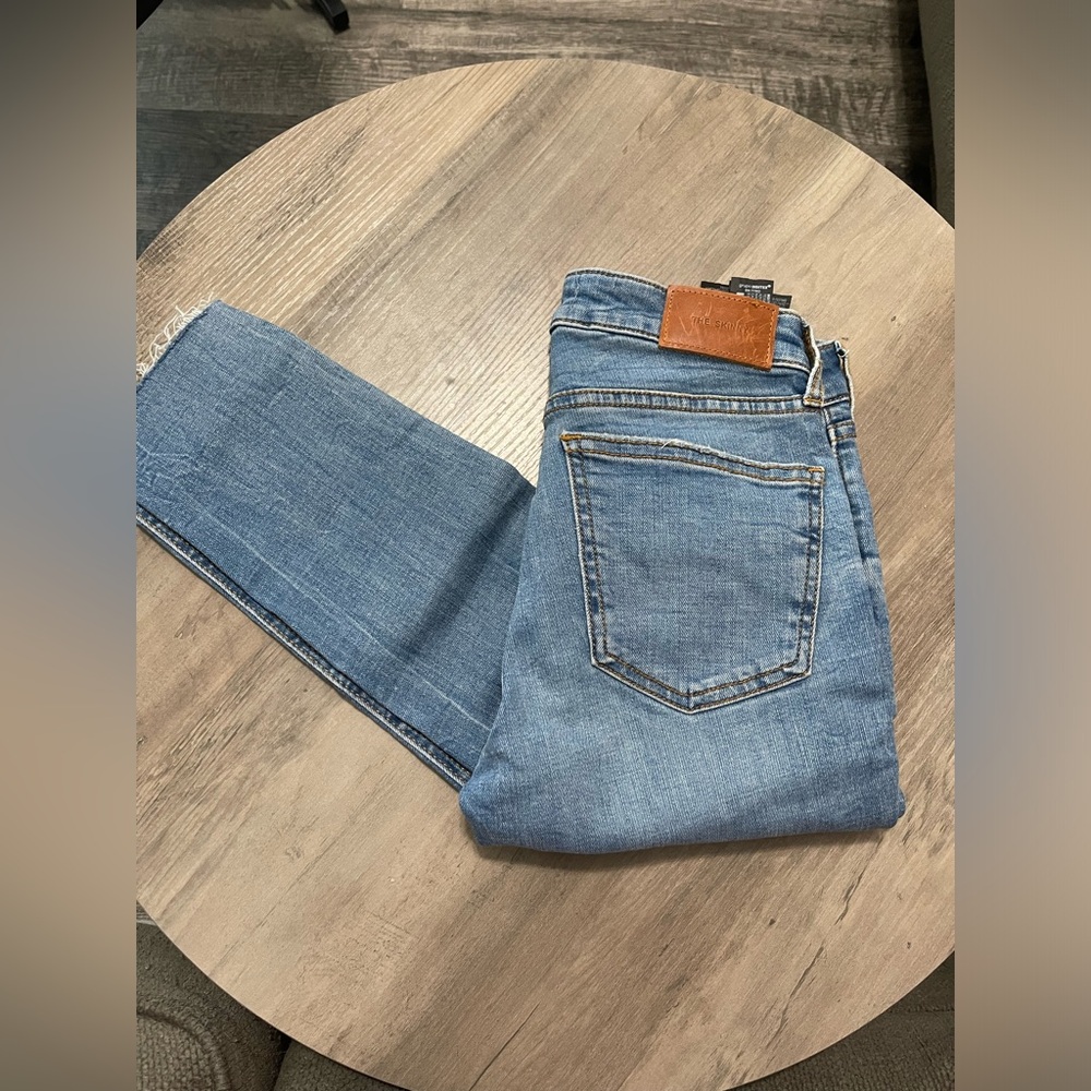 Zara “The Skinny” Distressed jeans